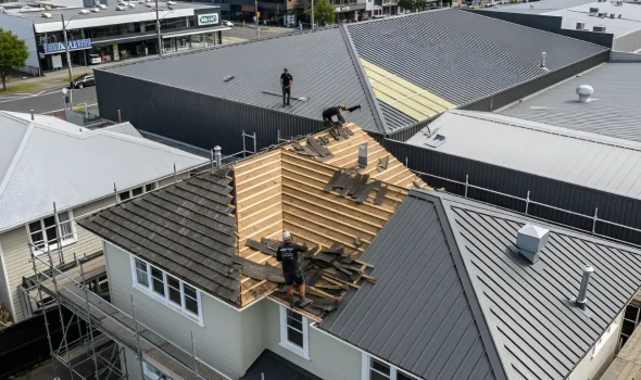 Commercial Roofing Solutions – Roofing Renovations Waikato Roof Replacement Services At Roofing Renovations Waikato, we do Roof Replacement for commercial properties, delivering efficient, durable, and professional roofing solutions